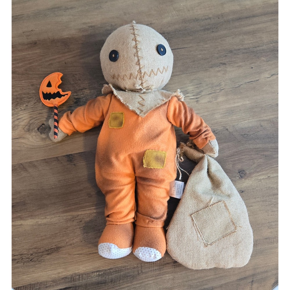 2022 Spirit Halloween Trick 'r Treat Sam 16'' Plush Doll w/ Sack & Lollipop